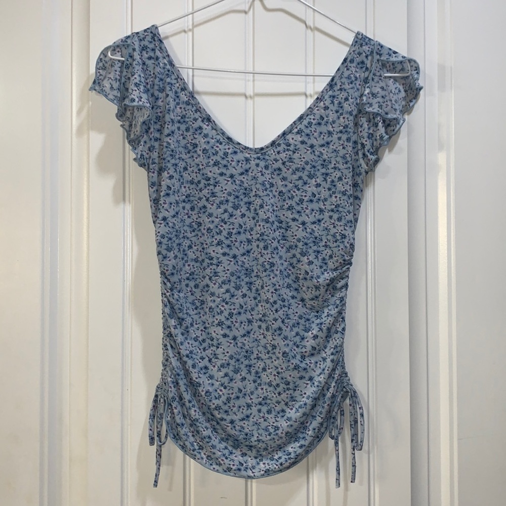 Floral butterfly sleeves top